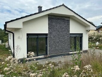 Moderný 4-izbový dom pri Žiline – ihneď k nasťahovaniu