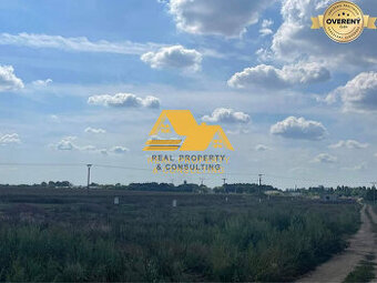 Predám stavebný pozemok v obci Dvory nad Žitavou