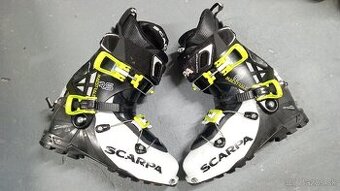Scarpa Maestrale RS   270