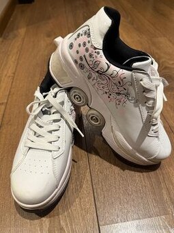 Dievčenské topánky s kolieskami, kolieskové korčule