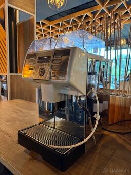 Kávovar Nuova Simonelli PRONTOBAR AD 2 – TOP STAV