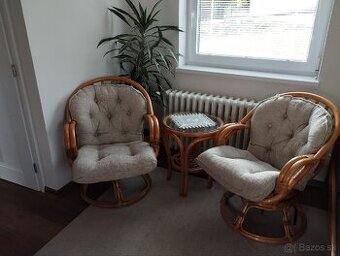 Predám prútené, ratanové kreslá so stolíkom