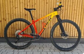 Horský bicykel Trek Procaliber 9.6 Yellow/Orange Fade