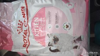 Granule royal Canin 4 kg / Brit care