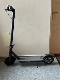 Xiaomi Mi Electric Scooter M365 – ako nový, málo používaný