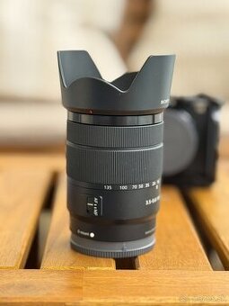 Sony E 18-135mm f/3.5-5.6 OSS + ND filter ZDARMA – TOP stav