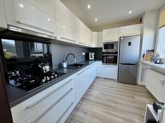 Moderne zrekonštruovaný 2 izb. byt (prerobený na 3 izbový)