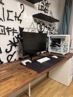 Ikea stôl (custom)