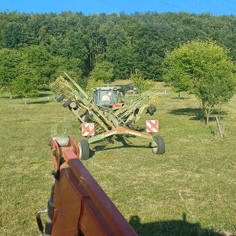 Zhrnovač sena krone schwadro 807