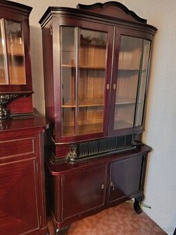 Historický nábytok