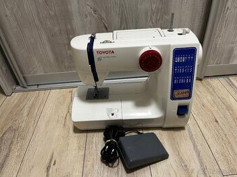 Predám plne funkčný šijací stroj Toyota JFS21 RS A Jeans