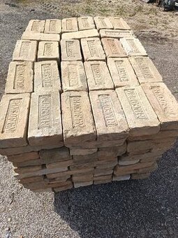 Staré pálené tehly