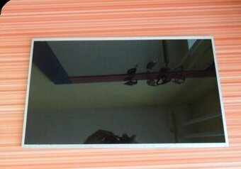 predám LED display 15,6 40pin , z notebooku Toshiba