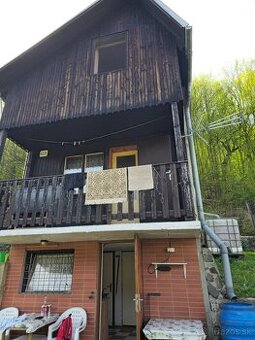 Predam zahradu s chatkou - 1