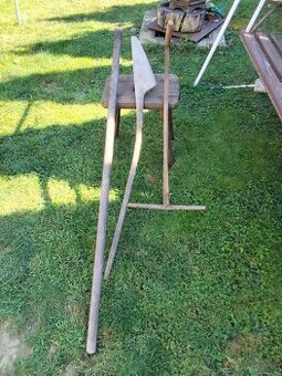 staré drevené pracovné nástroje