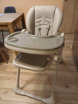 Jedálenská stolička