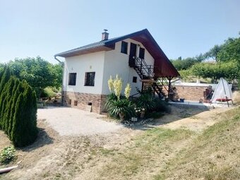 Na predaj rekreačný dom 8km od Štúrova