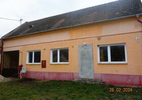 Starší dom v rekonštrukcii na bývanie, Jablonec, okr.Pezinok