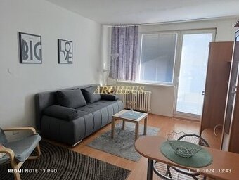 Prenájom pekná garzonka,ul. Lúčna, Chrenová, balkon
