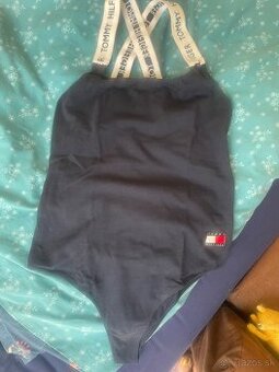 Damske body tommy hilfiger veľkosť 36