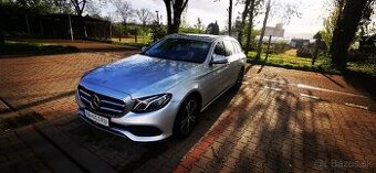 MERCEDES-BENZ E400d 4MATIC 340PS TOP Vzduch.podvozok-DPH