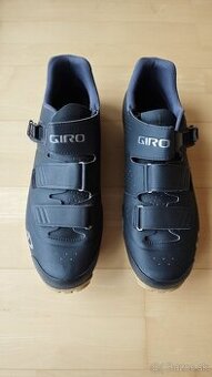 Tretry GIRO Privateer R Black/Gum vel. Eur 48