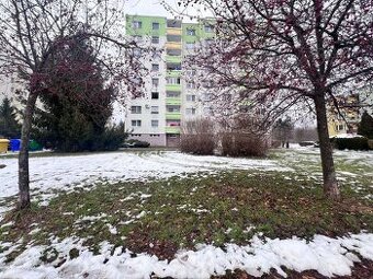 Na predaj rovinatý pozemok pre parkovisko 778m2 - Zvolen-Záp