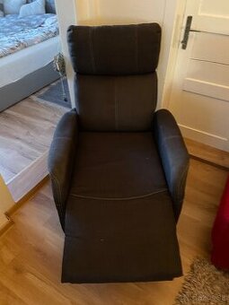 Predám polohovacie kreslo