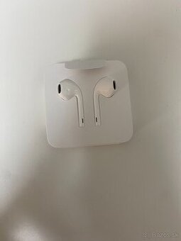 Apple EarPods Lightning (drôtové slúchadlá, sluchatka)