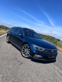 VW PASSAT 147kW IQ LIGHT / PANORÁMA / AMBIENT / 3X R-LINE