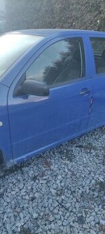 Predám predne šoférove dvere škoda Fabia rok2003 kód4590