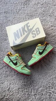 Nike SB Dunk Low Rodeo Turmaline