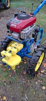 Predám malotraktor Agzat