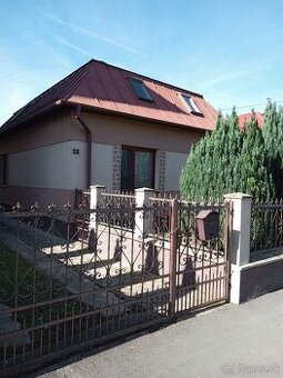 Rodinný dom Pavlovce nad Uhom