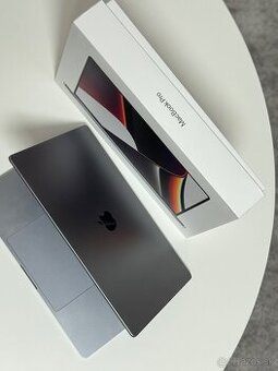 Macbook pro 16” M1 Pro - 1