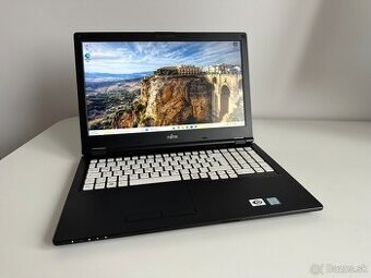 Fujitsu E559 / i5-8265U / 8GB RAM / 512GB SSD / Win 11