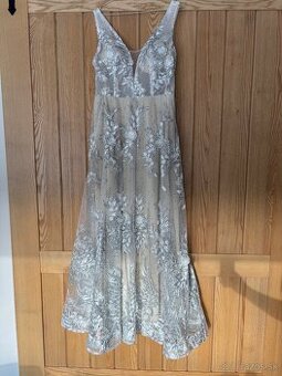 Spoločenské / svadobné šaty 42