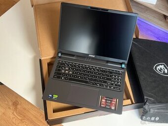 MSI Vector 16 HX (RTX 5070Ti)