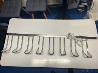 Sušiak elektrický na korčule a rukavice