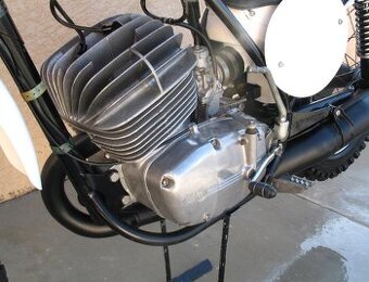KÚPIM motor ČZ 250 enduro / cross