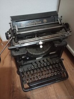 Predam tento asi 100 - rocny písací stroj