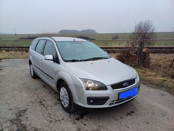 Ford focus mk2 1,6 benzín