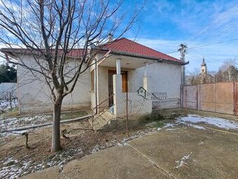 Na predaj 4 izbový rodinný dom-Dvorníky 10km od Hlohovca