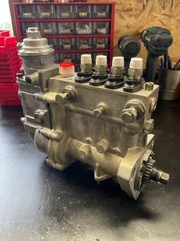 Zetor crystal LKT vstrekovacie čerpadlo