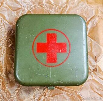 Gaz 66, Gaz 69, Uaz, Zil, Kraz, Ural, Luaz - lékárnička
