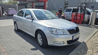 Skoda octavia 2 - 1.4 benzin