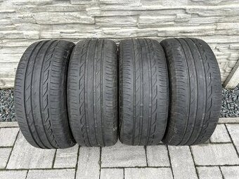 225/55 R16 Bridgestone