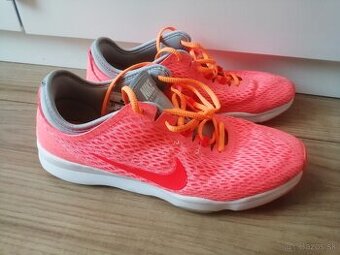 Nike damske