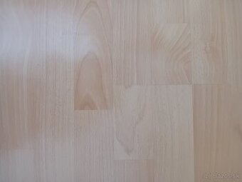 Plávajúca podlaha používaná (cca 50m2)