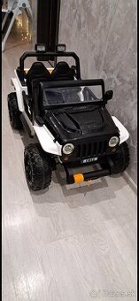 Detske auticko Jeep 4speed 4x45w biele